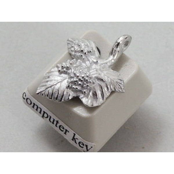 Pewter Charm, Wine theme, Grapes with Leaf